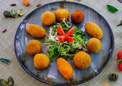 Croquetas Caseras. Restaurante Taplato